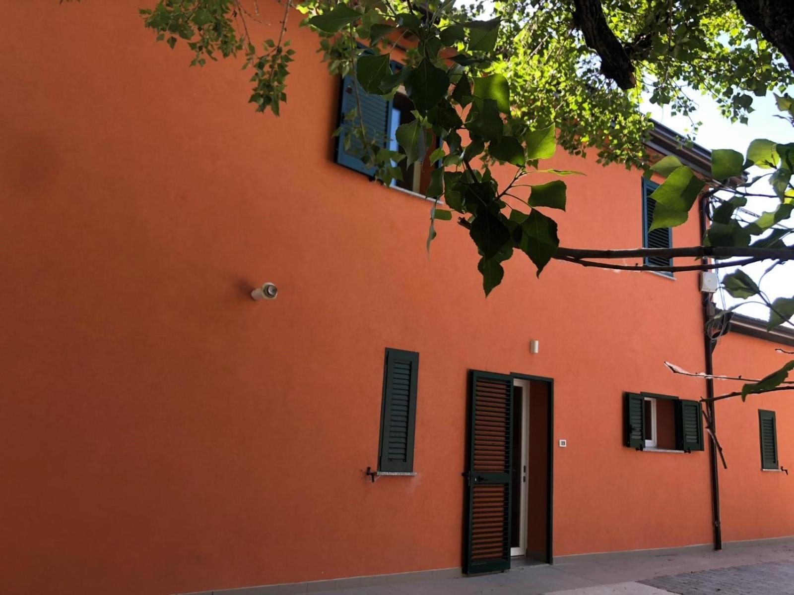 Guesthouse La Casa Di Giada Imola Exteriör bild