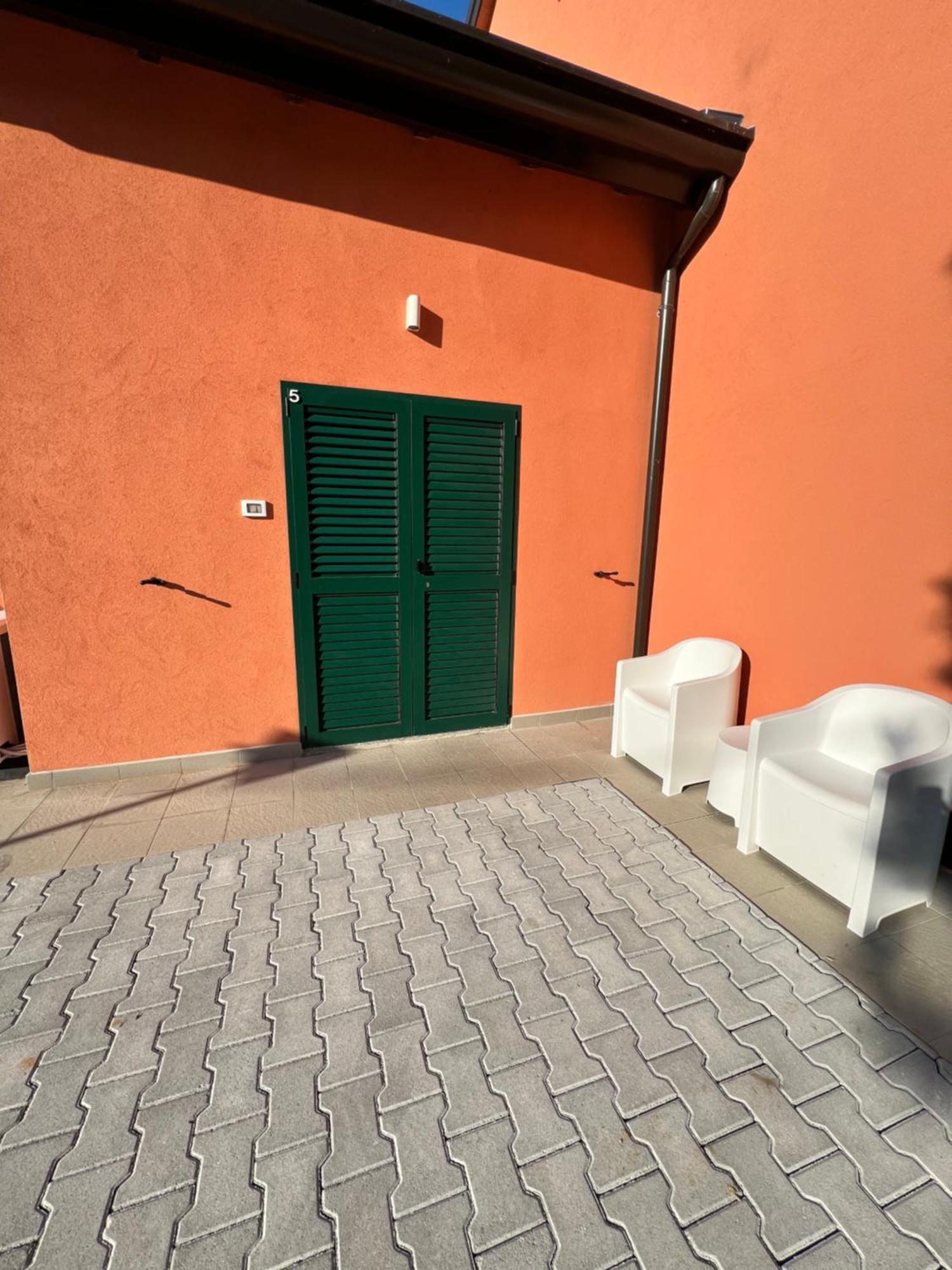Guesthouse La Casa Di Giada Imola Exteriör bild
